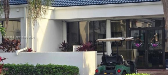 4 dormitorios villa en venta en Miami, Miami-Dade, Florida, USA № 615731 16
