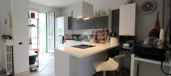 3 Schlafzimmer Villa in Rho, Italy, Nr. 374090 7