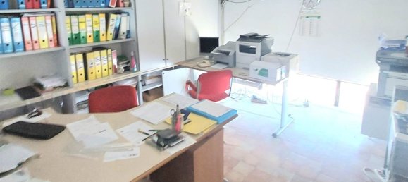 Entrepôt à Montale, Italy 450m² No. 153024 7