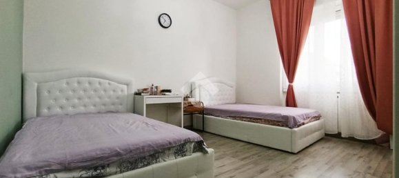 Квартира с 3 спальнями в Пьеве а Ниеволе, Италия № 264025 15