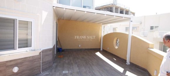 1 bedroom Penthouse in Sliema, Malta No. 8512 4