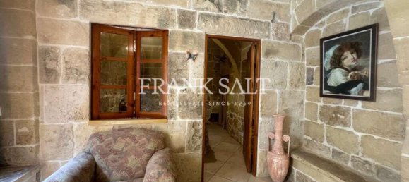 4 غرف نوم مزرعة في Kercem, Malta رقم 5454 5