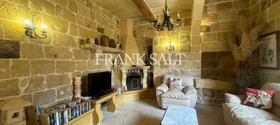 4 غرف نوم مزرعة في Kercem, Malta رقم 5454 3