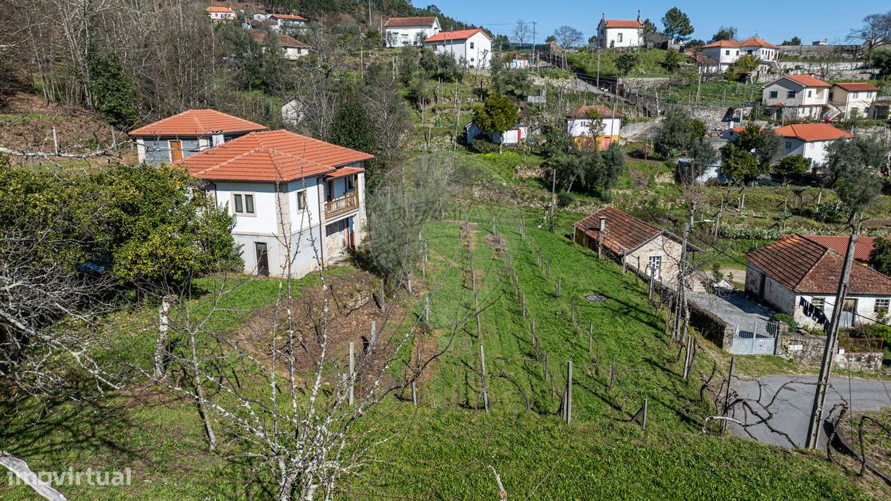 Casa de 9 dormitorios en Arnoia, Portugal No. 40297