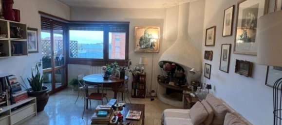 2 غرف نوم بانتهاوس في Milan, Italy رقم 377185 3