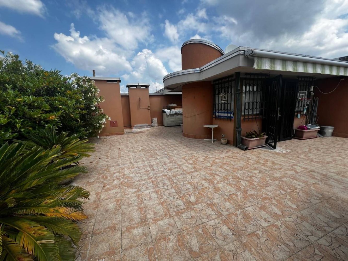 2 غرف نوم بانتهاوس في Milan, Italy رقم 377185