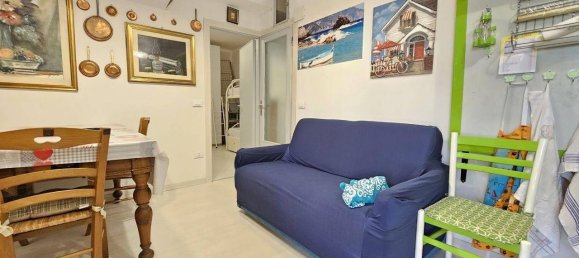 Apartamento de 1 dormitorio en Massa, Italy No. 156259 6