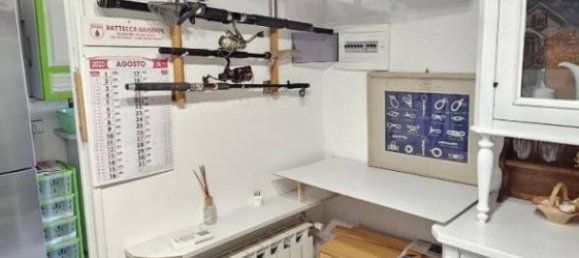 Apartamento de 1 dormitorio en Massa, Italy No. 156259 10