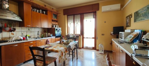 Casa de 6 divisões em San Bonifacio, Italy N.º 216322 2