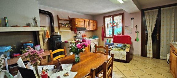 Casa de 6 divisões em San Bonifacio, Italy N.º 216322 9