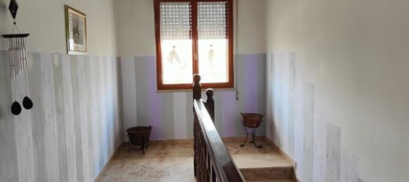 Casa de 6 divisões em San Bonifacio, Italy N.º 216322 10