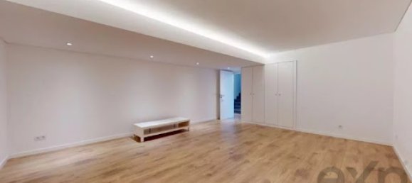 Villa de 5 dormitorios en Almada, Portugal No. 326459 3