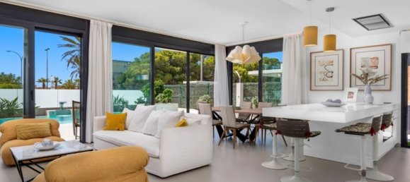 Villa de 4 dormitorios en Dehesa De Campoamor, Spain No. 189232 2