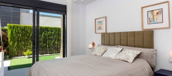 Villa de 4 dormitorios en Dehesa De Campoamor, Spain No. 189232 6