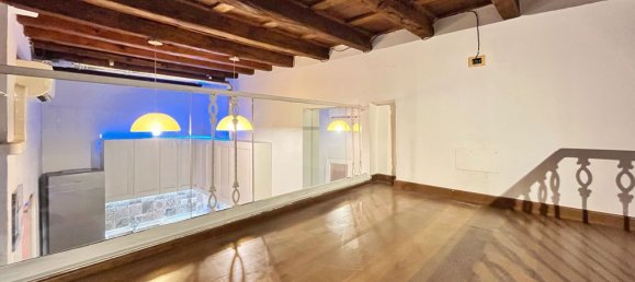 2 bedrooms Duplex in Florence, Italy No. 363878 4