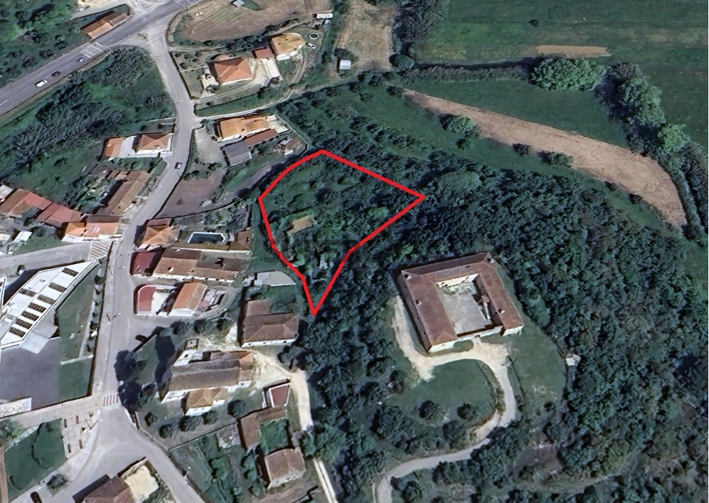 Terreno em Ega, Portugal 246 m² N.º 158795