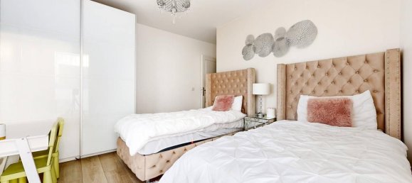 3 Schlafzimmer Doppelhaus in Colombes, France, Nr. 164509 7