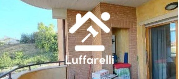 2 bedrooms Apartment in Rome, Italy No. 219285 2