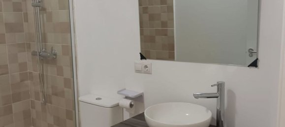 3 bedrooms Apartment in Valencia, Spain No. 116028 10