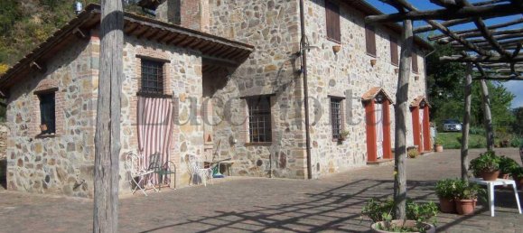 Дом с 4 спальнями в Капаннори, Италия № 138148 8