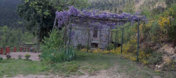 Дом с 4 спальнями в Капаннори, Италия № 138148 2