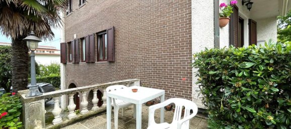 7-salle Appartement à Montemarciano, Italy No. 217365 26