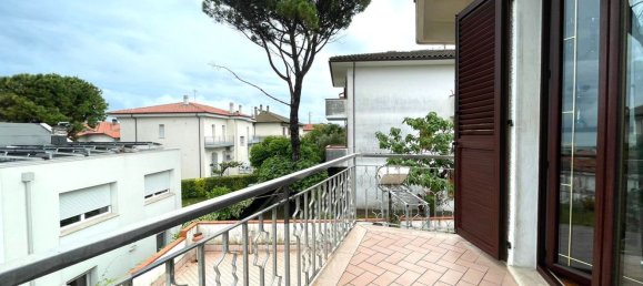 7-salle Appartement à Montemarciano, Italy No. 217365 4