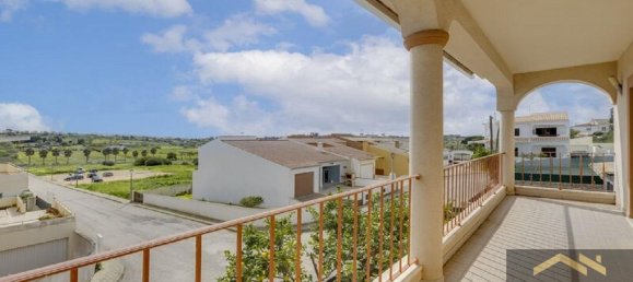 4 Schlafzimmer Haus in Luz, Portugal, Nr. 106627 3