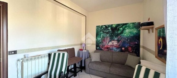 3 rooms Apartment in Arzano, Italy No. 31537 9