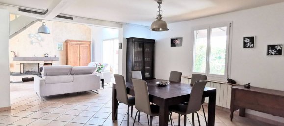 4 Schlafzimmer Haus in Claye-Souilly, France, Nr. 328058 7