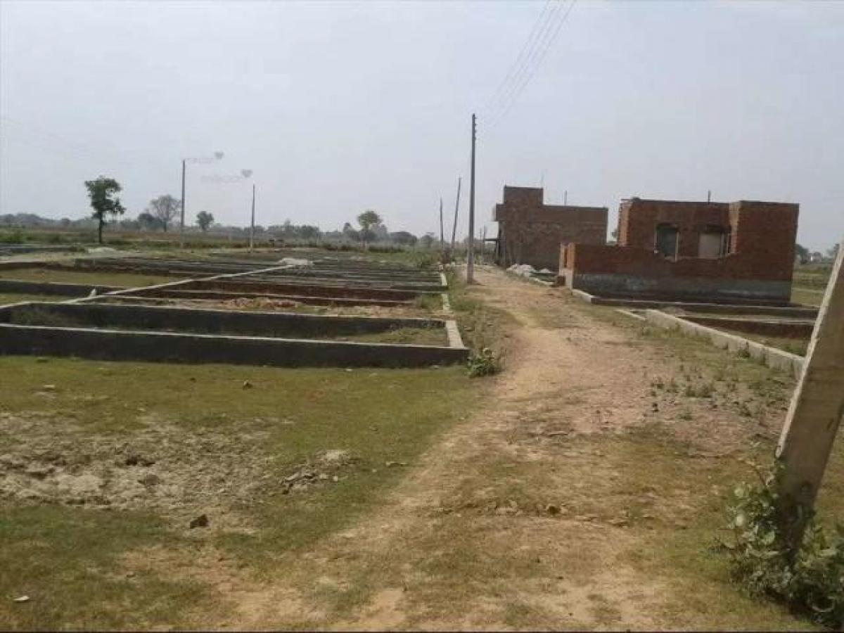  Land in Kolkata, India No. 33783