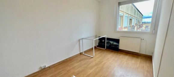 2 bedrooms Apartment in Thionville, France No. 71531 4