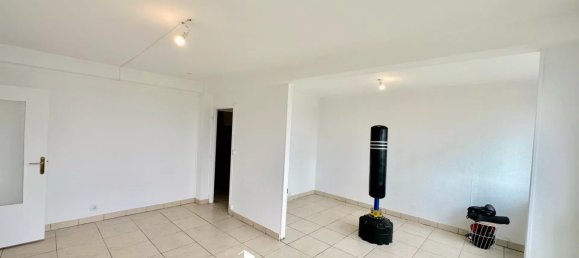 2 bedrooms Apartment in Thionville, France No. 71531 8