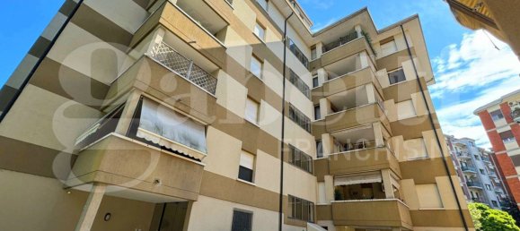 Apartamento T2 em Cremona, Italy N.º 289289 35