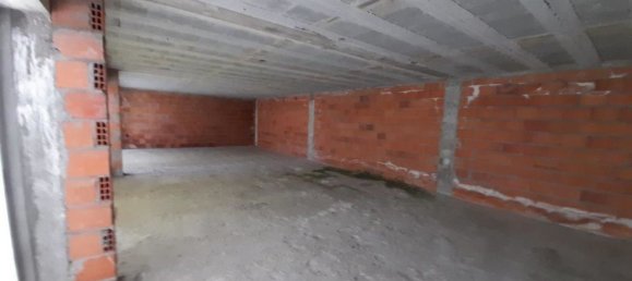 256m² Commercial property in Vizela, Portugal No. 30755 9