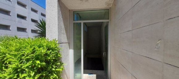 256m² Commercial property in Vizela, Portugal No. 30755 2