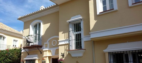 3 bedrooms Townhouse in Marbella, Spain No. 148220 21