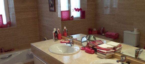 3 bedrooms Townhouse in Marbella, Spain No. 148220 12