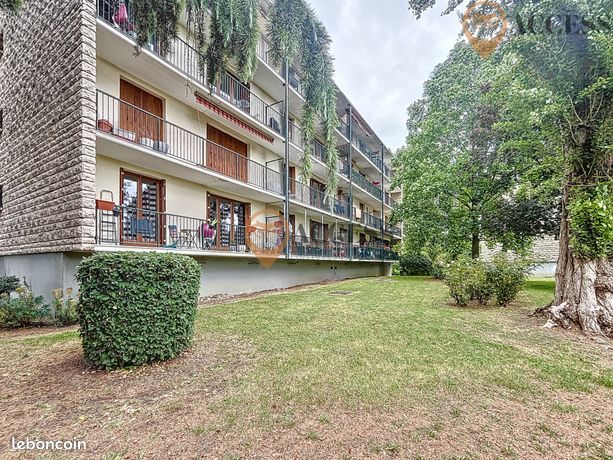 Apartamento de 3 dormitorios en Soisy-sous-Montmorency, France No. 301905