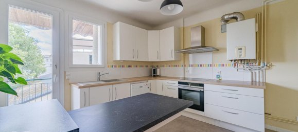 Квартира с 4 спальнями в Тур, Франция № 273556 4