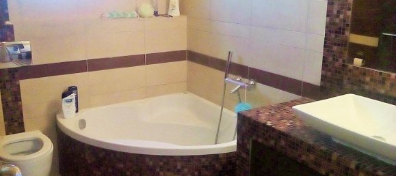 Propiedad comercial de 3 dormitorios en Epanomi, Greece No. 6376 12