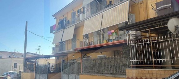 2 bedrooms Apartment in Naples, Italy No. 28526 10