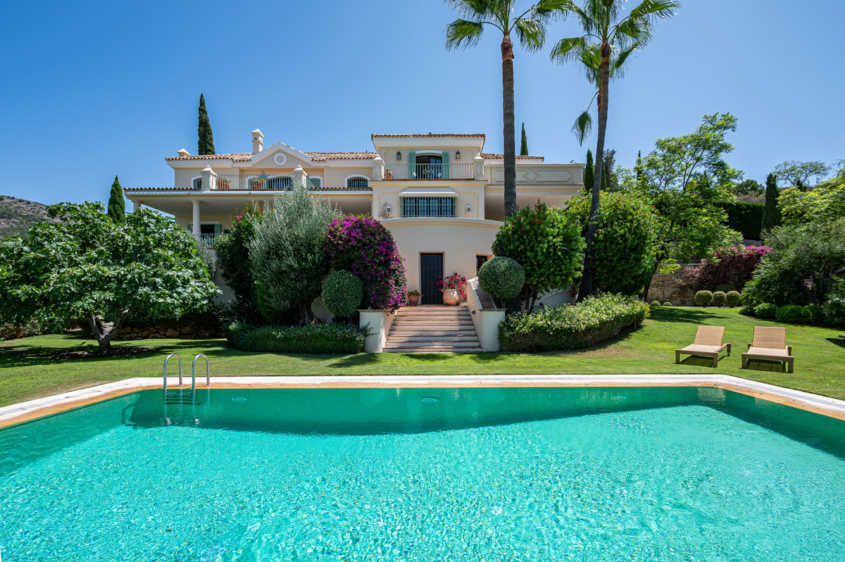 8 chambres Villa à Estepona, Spain No. 142778