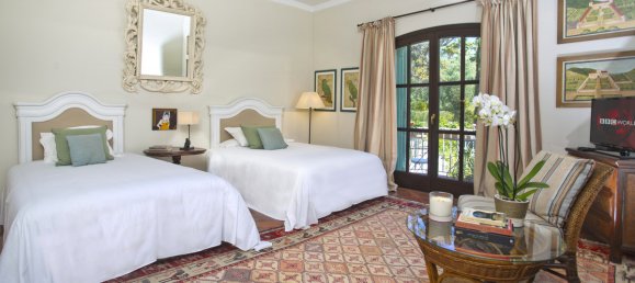 8 chambres Villa à Estepona, Spain No. 142778 24