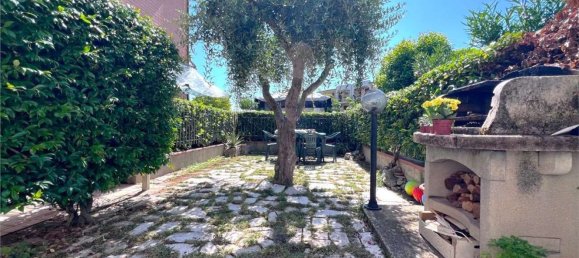 Квартира с 3 комнатами в Альтидона, Италия № 71631 10