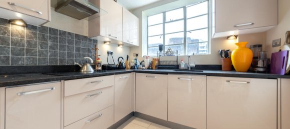 3 غرف نوم شقة في St Johns Wood, United Kingdom رقم 7442 3