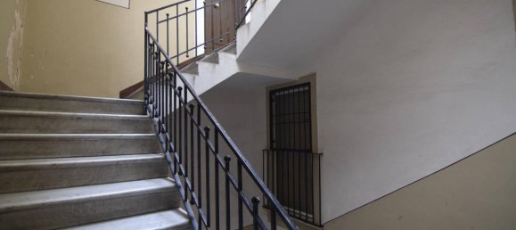 2 rooms Apartment in Catania, Italy No. 233171 3