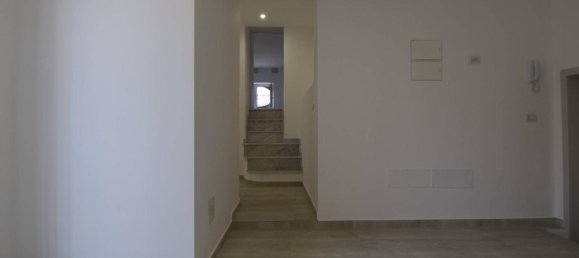 2 rooms Apartment in Catania, Italy No. 233171 11