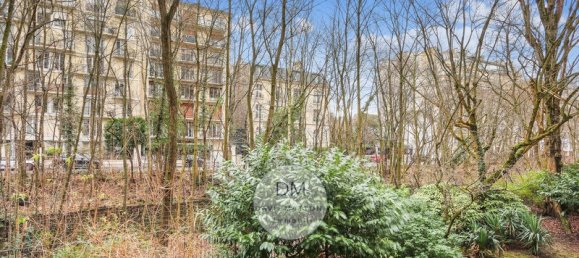 3 bedrooms Apartment in Paris, France No. 171979 7