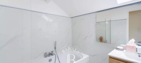 4 Schlafzimmer Haus in Montfort-l'Amaury, France, Nr. 177319 11